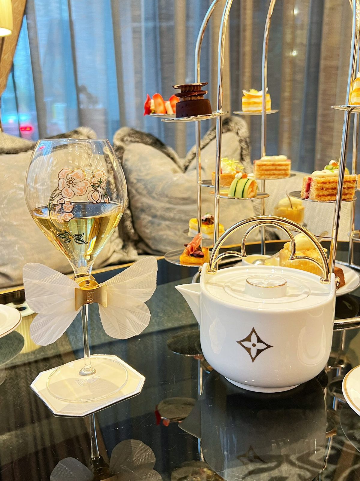 Louis Vuitton LV  Tea set for two people